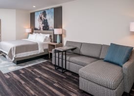 Hotel Indigo FRISCO by IHG 5