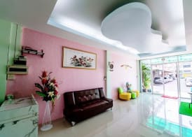 OYO 75377 Check In House 3