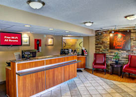 Red Roof Inn Pensacola - I-10 at Davis Highway 5