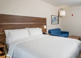 Holiday Inn Express SAN CLEMENTE N – BEACH AREA by IHG 5
