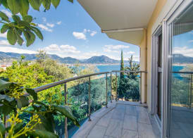 Lemon Villa Hotel 3