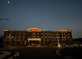 Hampton Inn & Suites Lenoir, NC 3