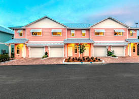 Cape Crossing Resort & Marina 5