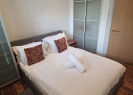 Immaculate 1-bed Apartment in London 4