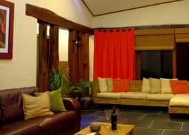 Desert Breeze Lodge 5