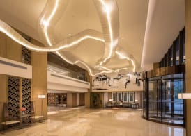 Ramada by Wyndham Zhenjiang City Center 3