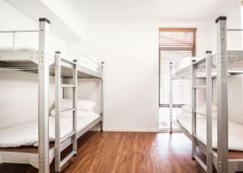 Downtown Backpackers Hostel Perth - note - Valid Passport required for check in 2