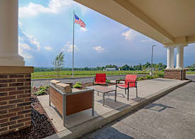 Hampton Inn & Suites Cazenovia, NY 2