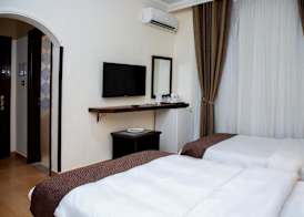 360 Hotel By FHM 4