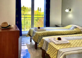 Banos Apartments and swimming pool 5