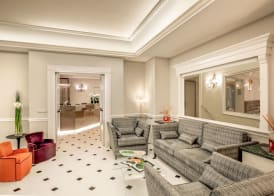 Ludovisi Palace Hotel 5