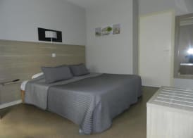 Hôtel Le Cerizay 3