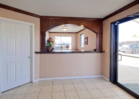Americas Best Value Inn & Suites Hempstead 3