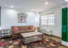 Quality Inn & Suites El Paso I-10 4
