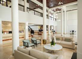 Regency Miami Airport by Sonesta 4