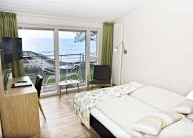 Strandhotel Klinten 5