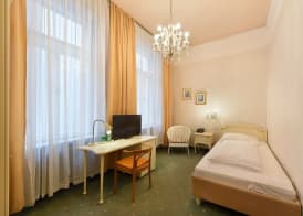 Hotel Pension Baronesse 3