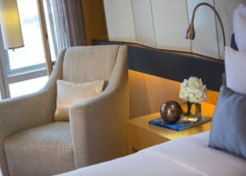 Renaissance Hong Kong Harbour View Hotel 4
