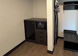 Studio 6 Suites Gardena, CA 4