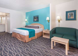 Howard Johnson by Wyndham Commerce GA 4