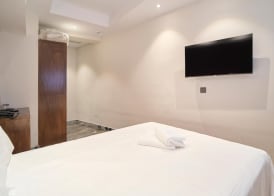 HOTEL DORSETT 5