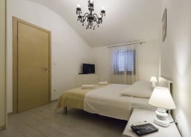 Apartments Gajeta 5