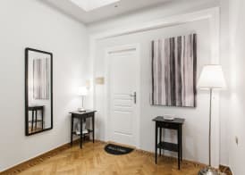 Syntagma Apartments by Livin Urbban 3