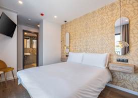 The Orange House Boutique Hotel and Upstairs Rooftop Bar Center of La Cala de Mijas 100m from the Beach 5