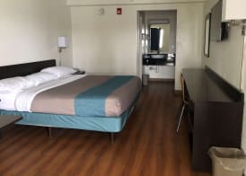 Days Inn by Wyndham Indianapolis South 2