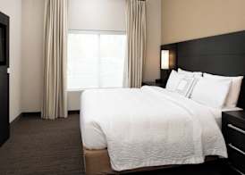 Residence Inn Visalia 4