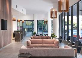Courtyard by Marriott Brisbane South Bank 2