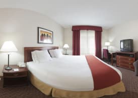 Baymont by Wyndham Merrillville 5