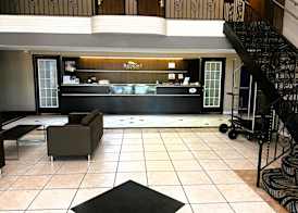 Baymont by Wyndham Port Arthur - Groves Area 2