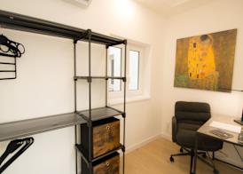 Stylish & Modern Apartment 3