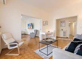 Phaedrus Living: City Center Flat Michalakopoulou 2