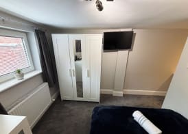LYMM LIVING 3