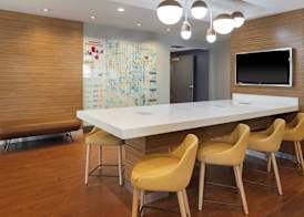 TownePlace Suites by Marriott Ontario Airport 4