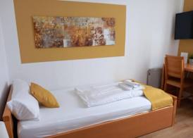 Hotel Karolinger - Self Check-In 4