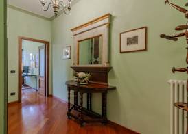 Daisy Home in Varenna 4