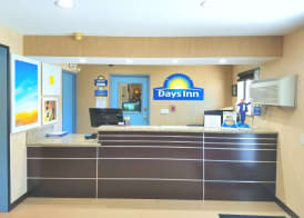 Days Inn by Wyndham Woodland 3