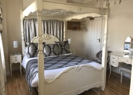 canterbury lodge 4