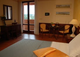 Borgo degli Olivi 4