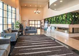 Glendale Hotel 3