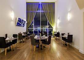 Stanwell Hotel By Mercure 4