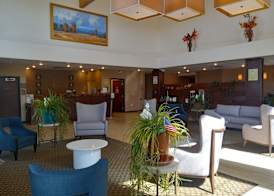 Comfort Suites Farmington 3