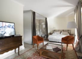 Augustus Hotel & Resort 3
