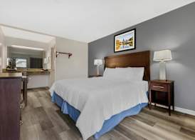 Rodeway Inn Lyons - La Grange 3