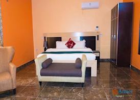 Annes Luxury Suites Ltd 3