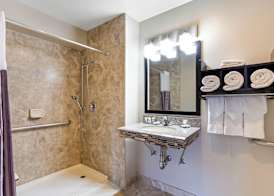 Best Western Plus Chicago Hillside 4