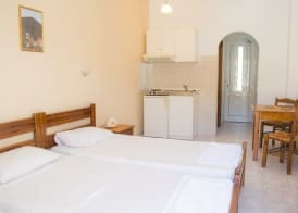 Dorana Apartments & Trekking Hotel 2